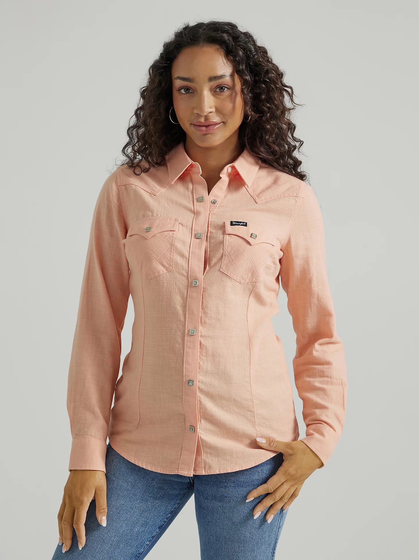 affordable casual outfits for women -WOMEN'S WRANGLER RETRO® LONG SLEEVE SOLID WESTERN SNAP SHIRT IN PEACH