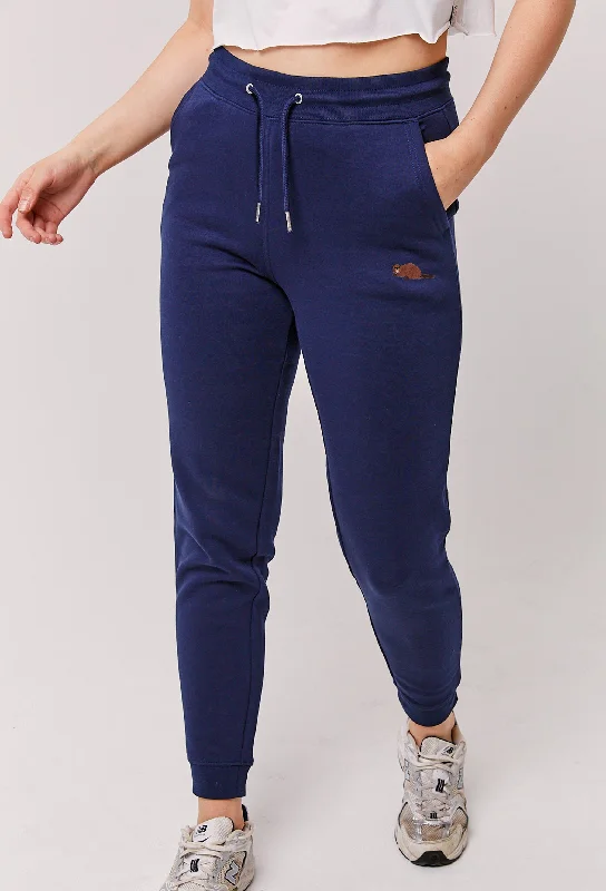 best clothing for women’s special events -beaver womens sweatpants