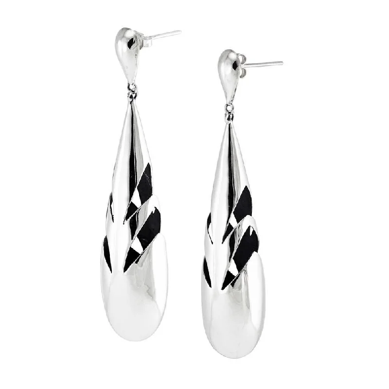 best jewelry for women’s birthday gifts -Blossoming tears ear Earrings Mariella P.