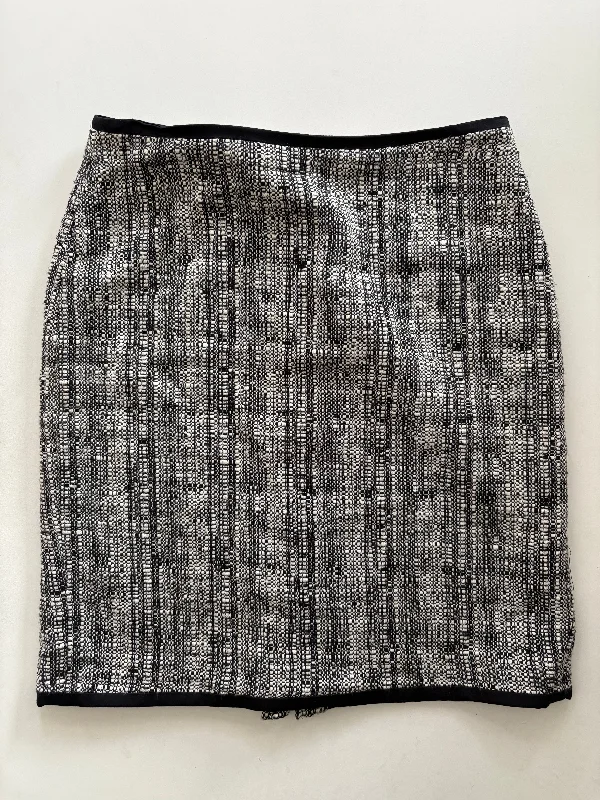 unique women’s clothing for stylish looks -Skirt Midi By Talbots In Black & Cream, Size: 6p