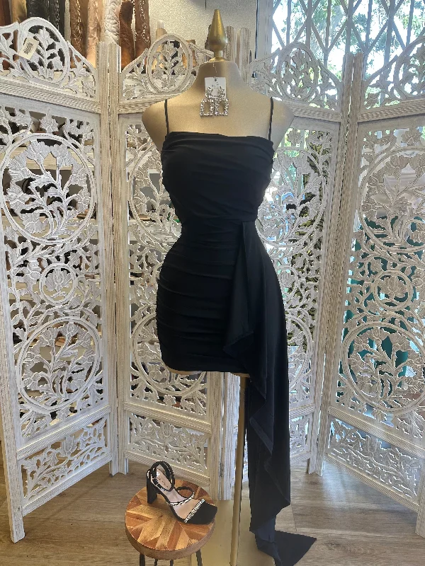 affordable dresses for women’s wedding events -Black Strappy Ruched Tailed Dress