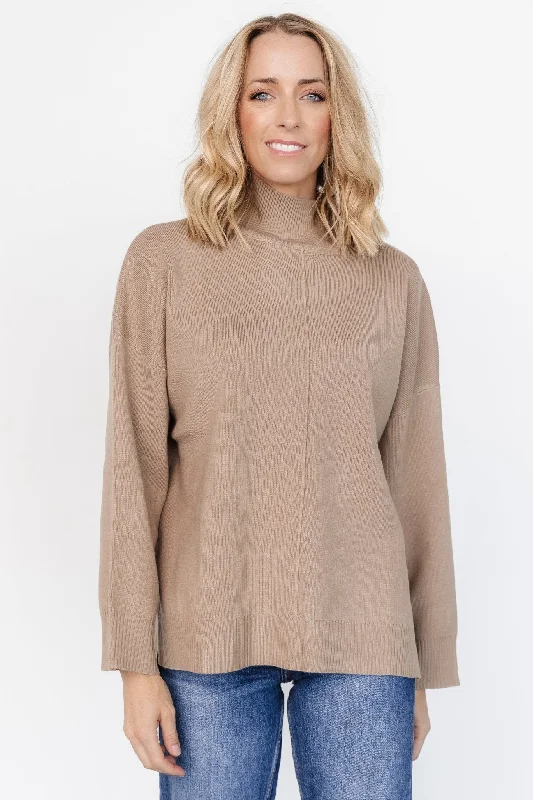 best women’s clothing for fall wardrobe -Hutch Sweater | Light Mocha