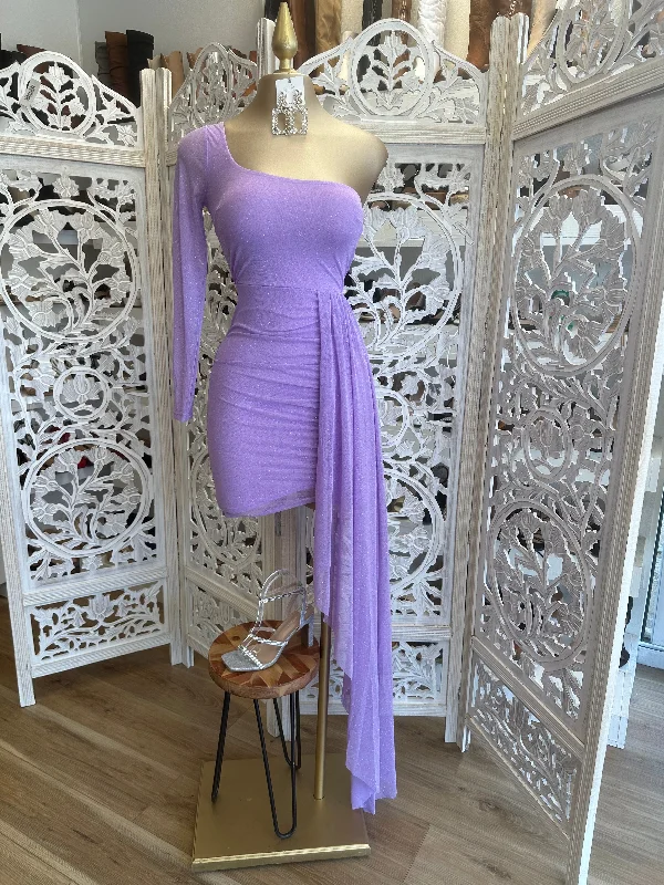 stylish outerwear for women’s fall collection -One Sleeve Tailed Lavender Dress